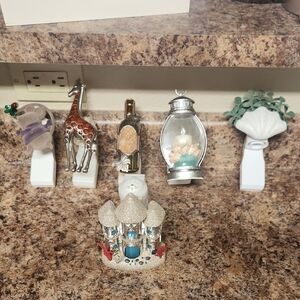 Set Of Bath And Body Works Wallflower Plugs